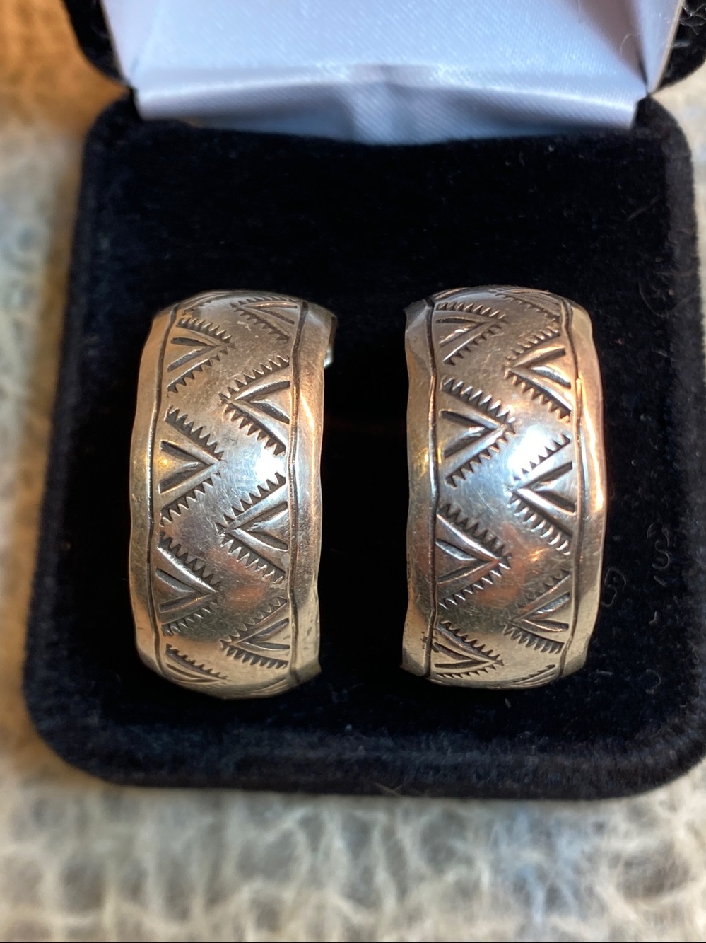 Authentic Navajo Sterling Silver Hoop Earrings Annie Chapo Signed 5.9g